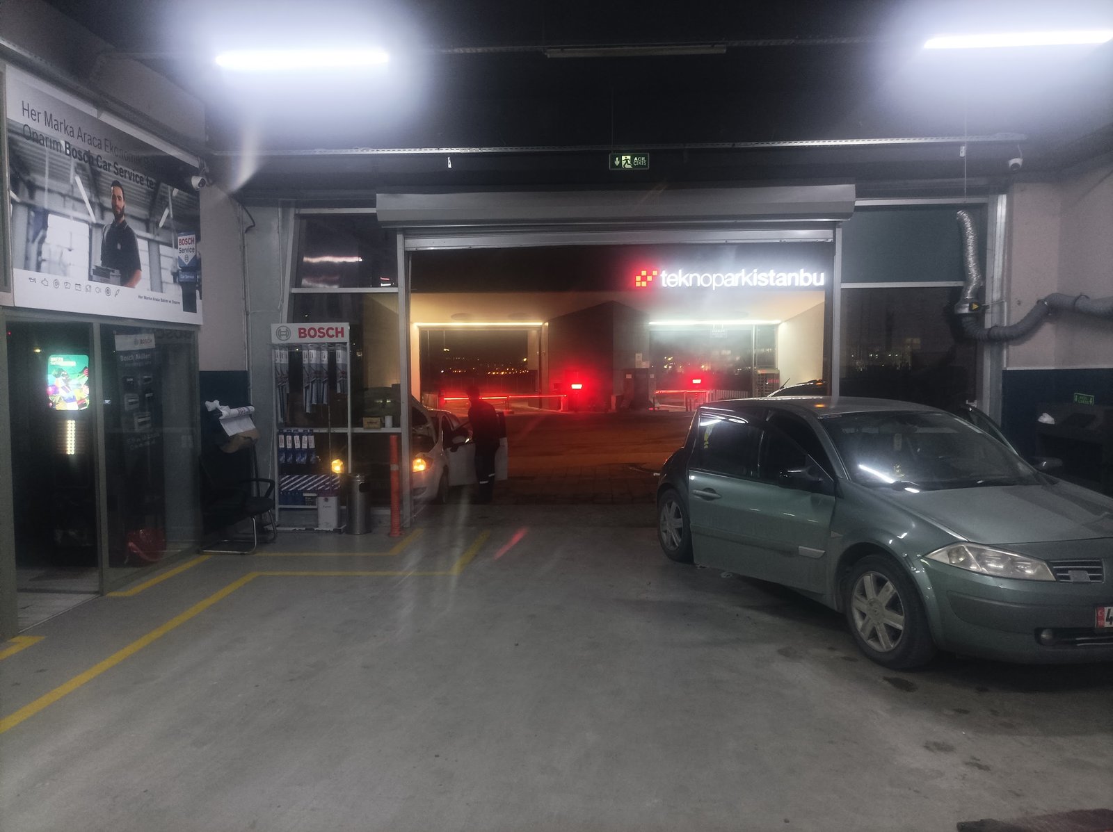 Günal Otomotiv Kurtköy - İç Mekan